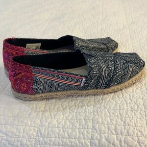 Toms Espadrille Flat Sz 10 Navy Slip-Ons with Pink Heel Cottagecore Boho